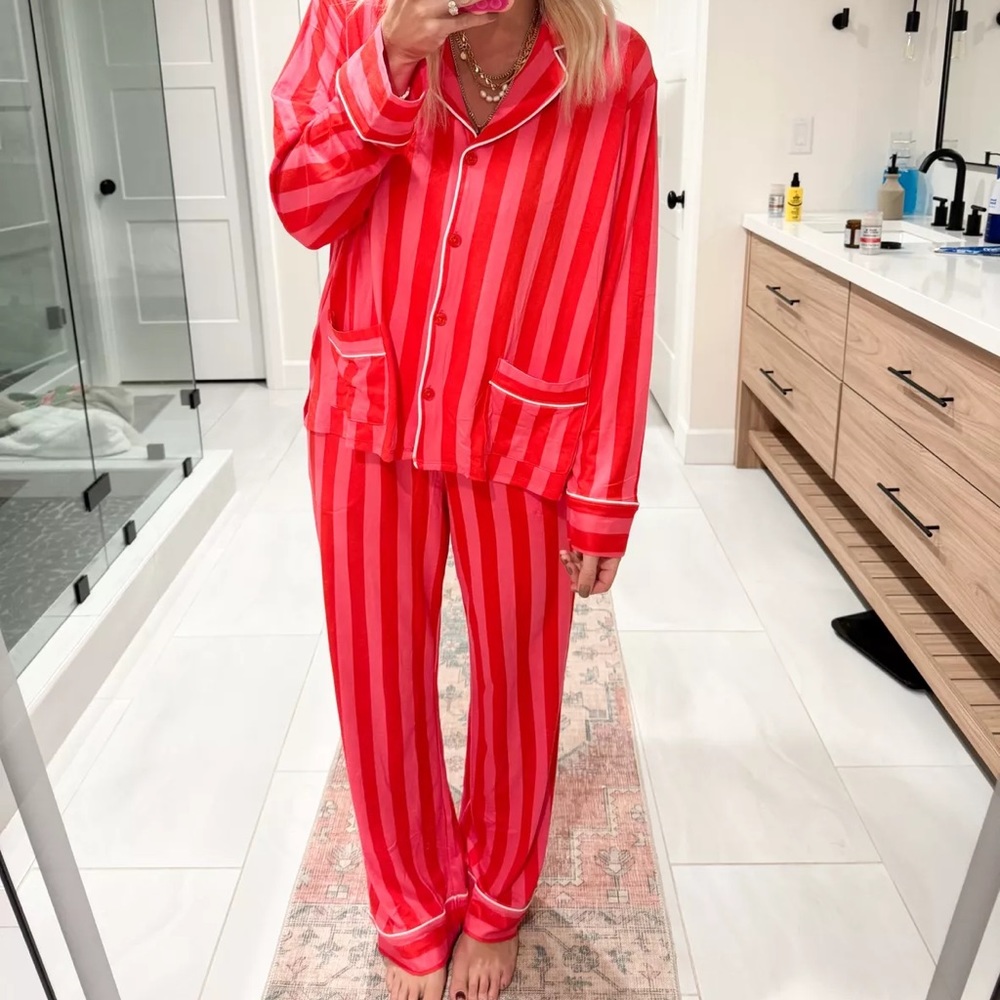 NWT Beauty Sleep Social Cozy Notch Collar Pajama Top and Pajama Pant Sleep Set